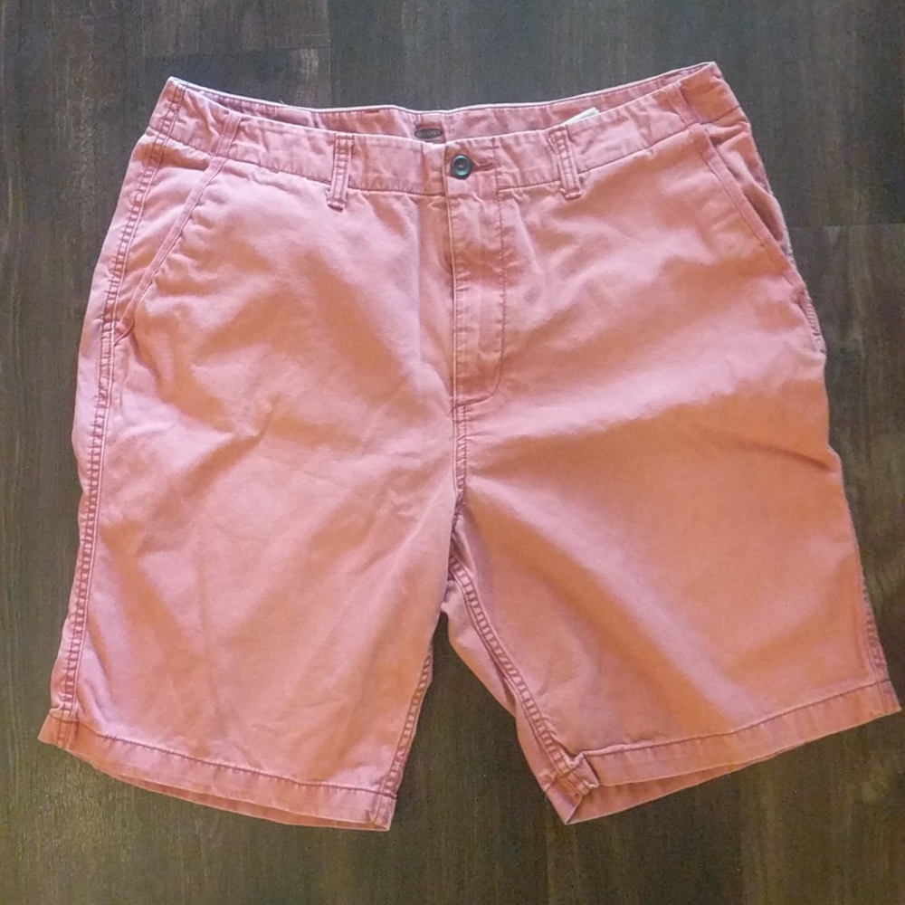 Red Old Navy Shorts - 38
